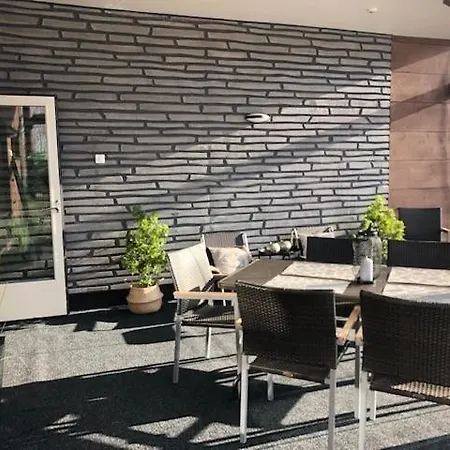 Tasokas Lomahuoneisto Tahko Black 2mh Apartment Kuopio